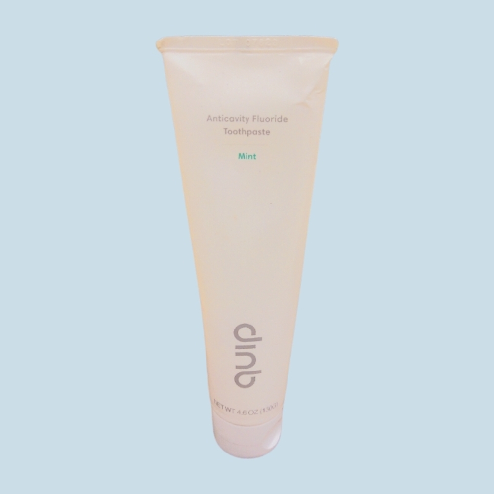 Quip Anticavity Flouride Toothpaste in Mint!